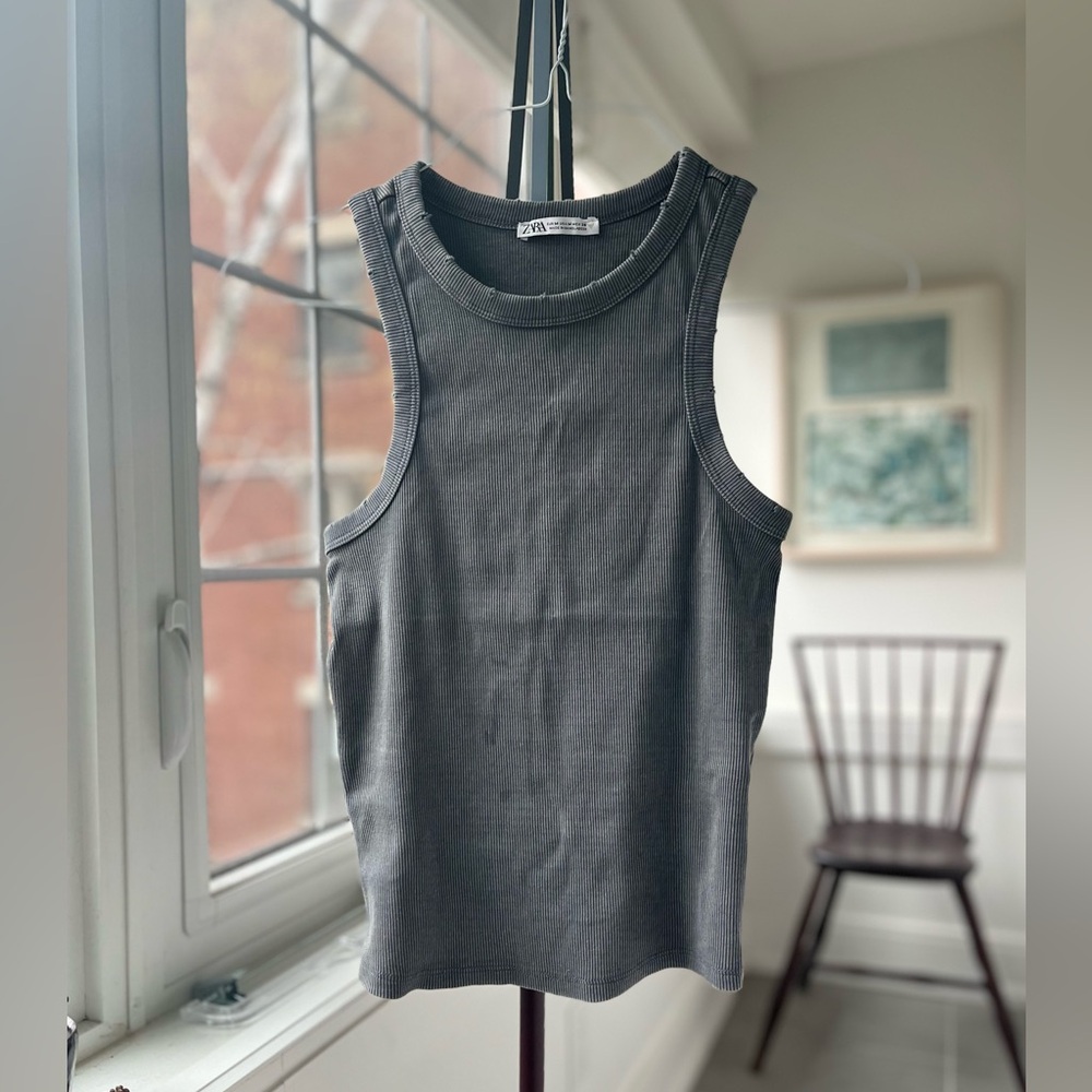 *Brand new* Zara ribbed tank